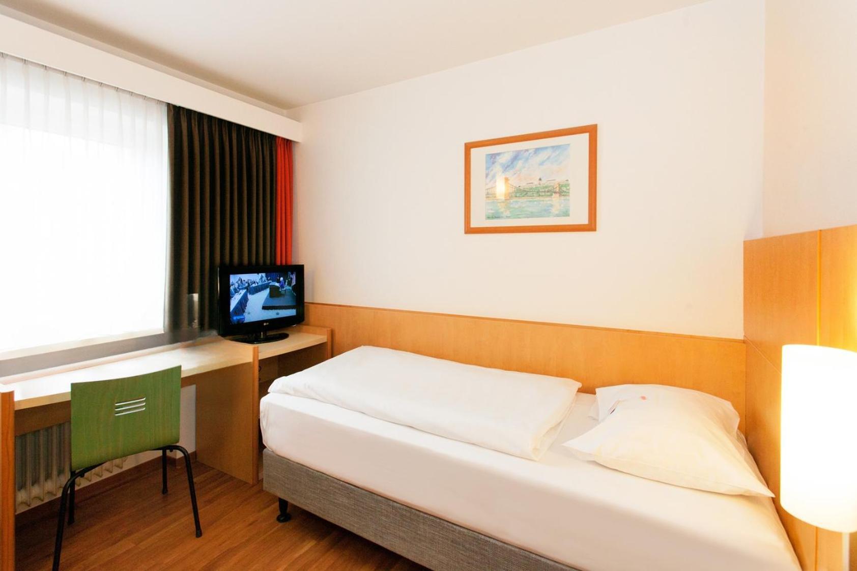 Saar City Hotel Saarbrücken Zewnętrze zdjęcie