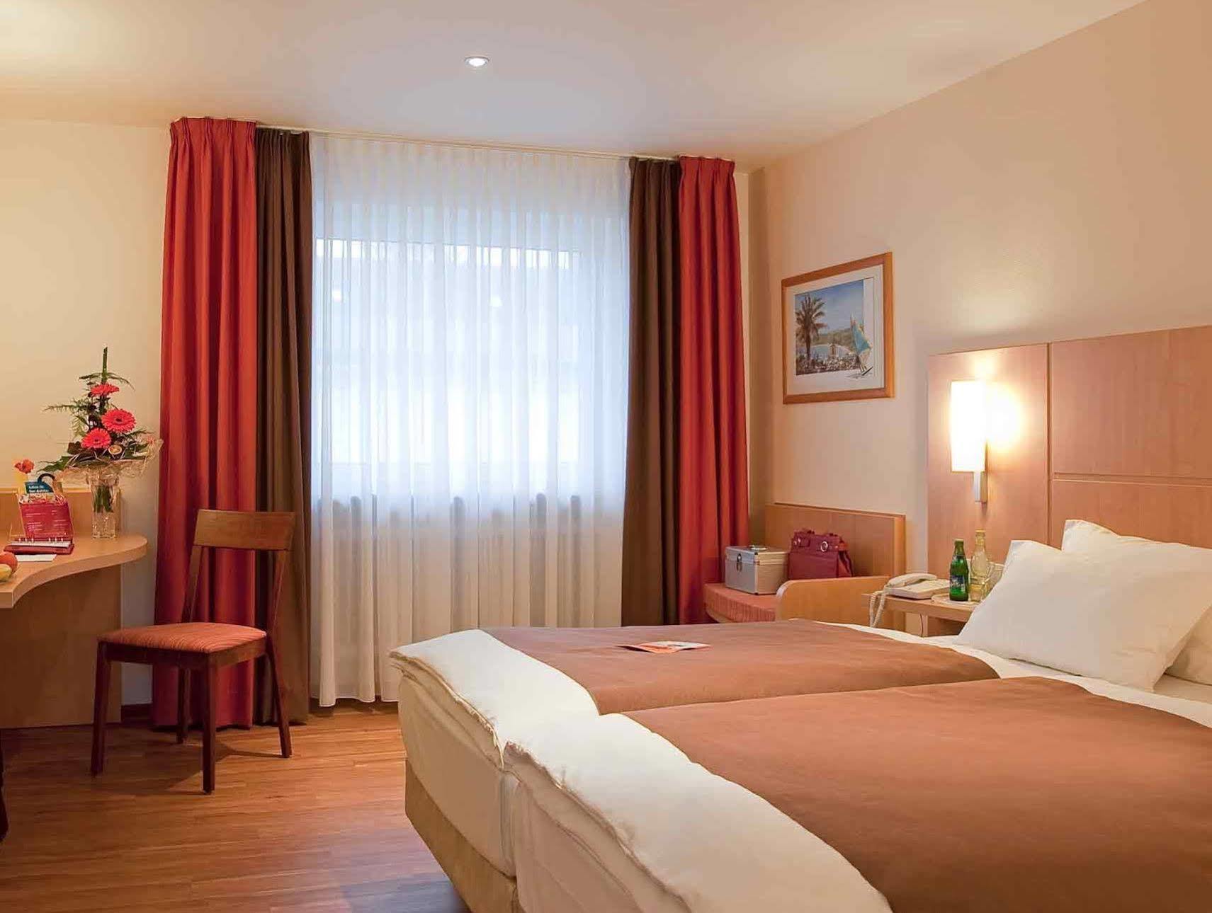 Saar City Hotel Saarbrücken Zewnętrze zdjęcie
